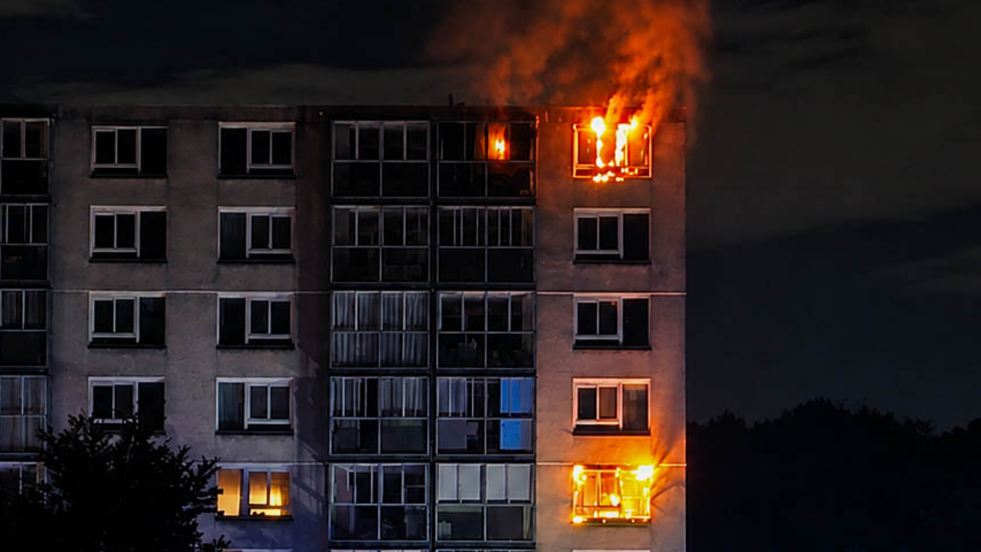 Brand in flat Mazesteyn in Rotterdam