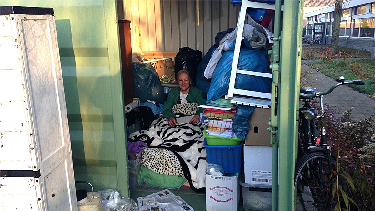 Verzamelvrouw Baambrugge heeft in container geslapen