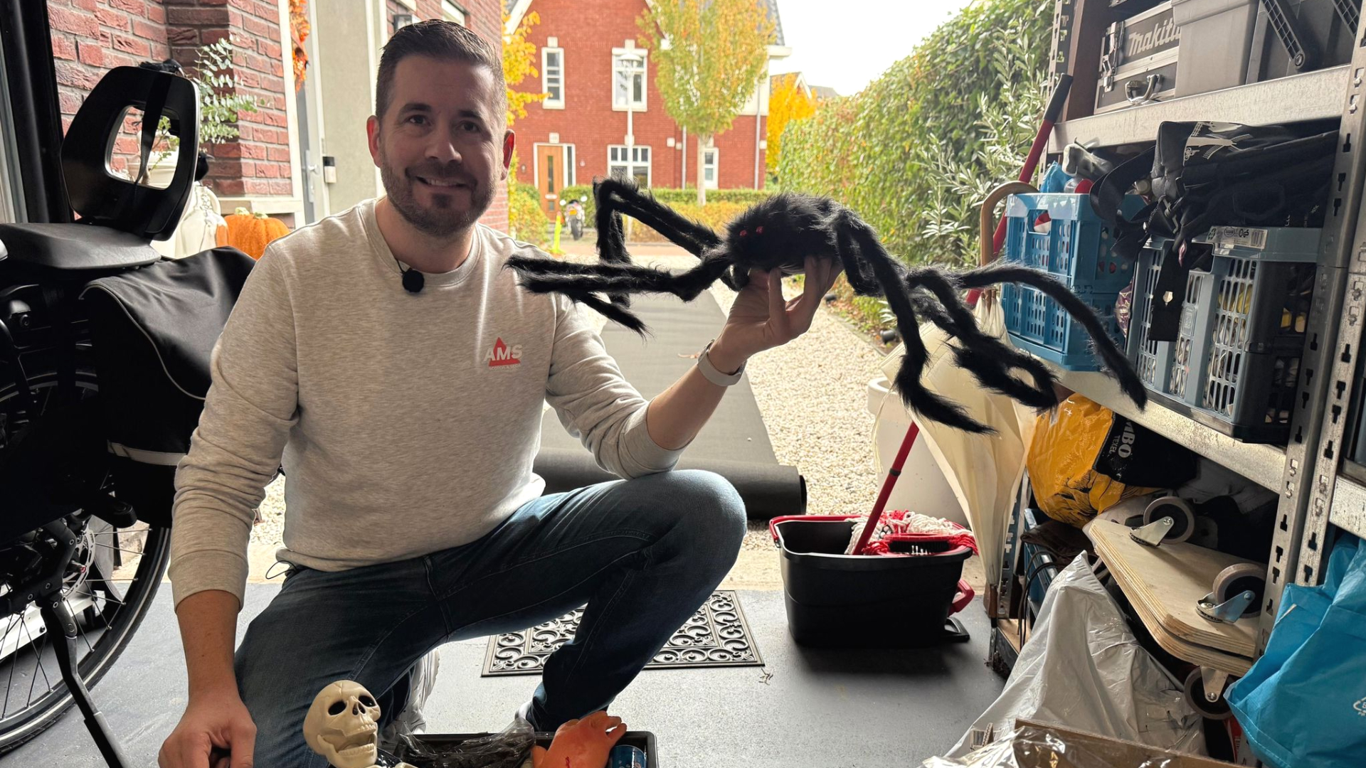Tim Wassen uit Woudenberg viert Halloween groots