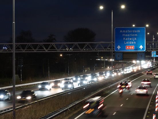 Asfalt in slechte staat: snelweg urenlang dicht voor werkzaamheden