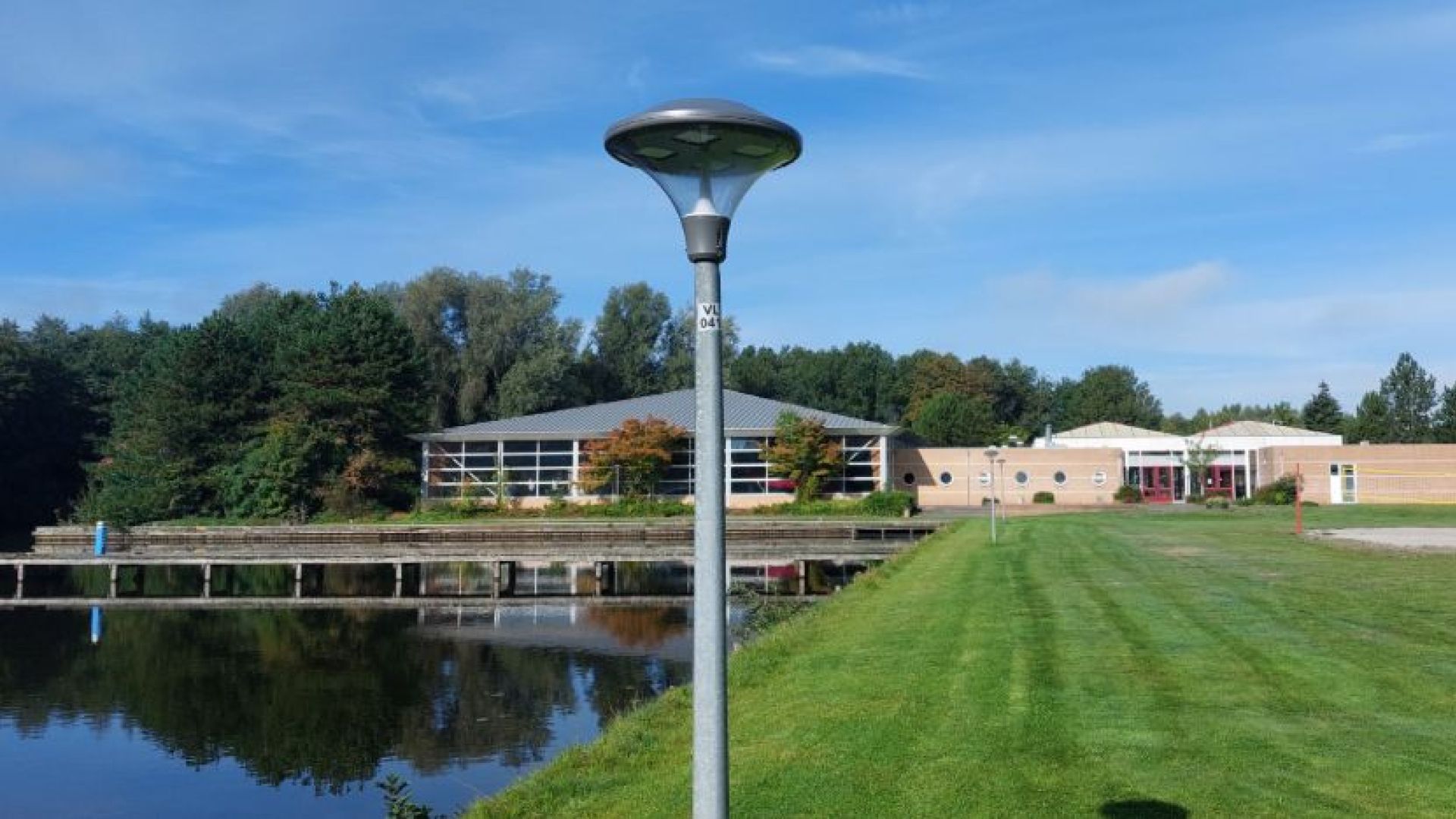 Gemeente Berkelland vervangt straatverlichting door energiezuinige LED-lampen.