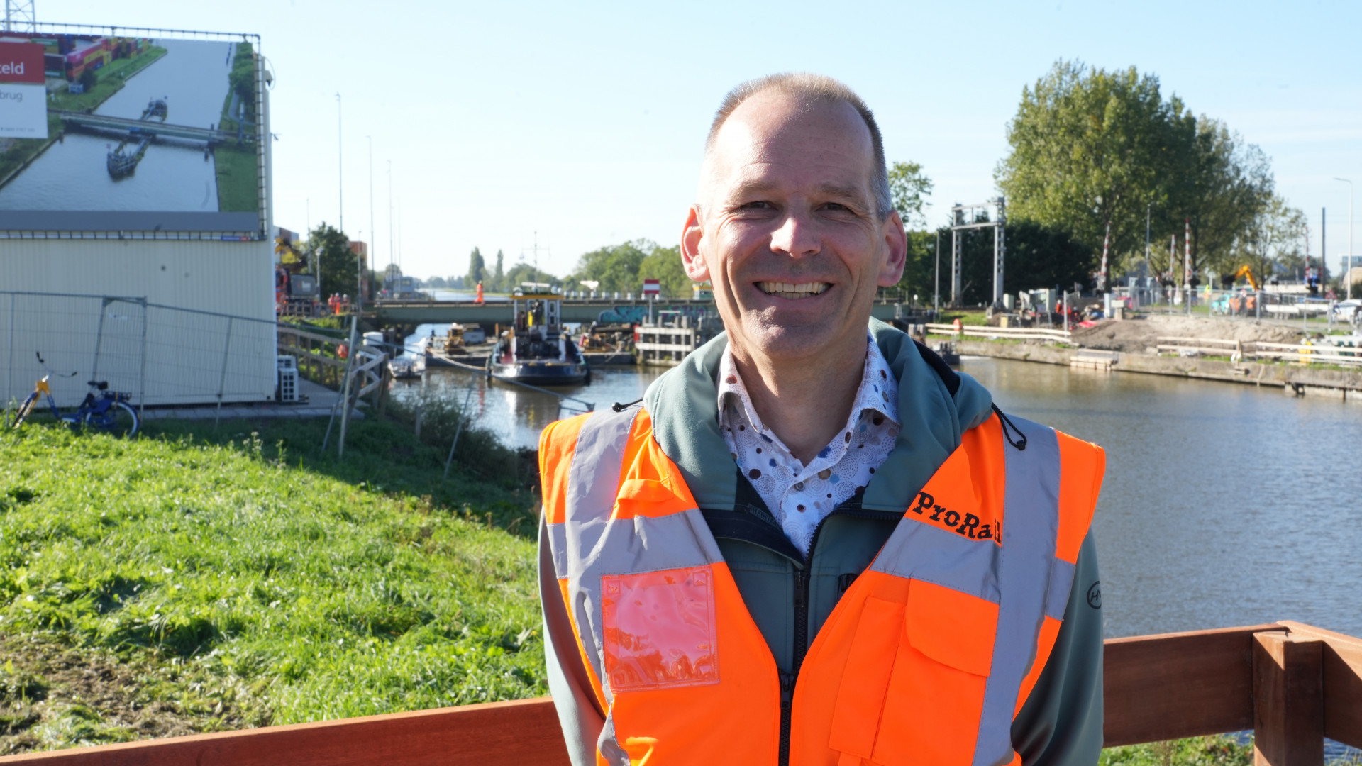 Friso van Merode, projectmanager namens ProRail, bij Gouwespoorbrug