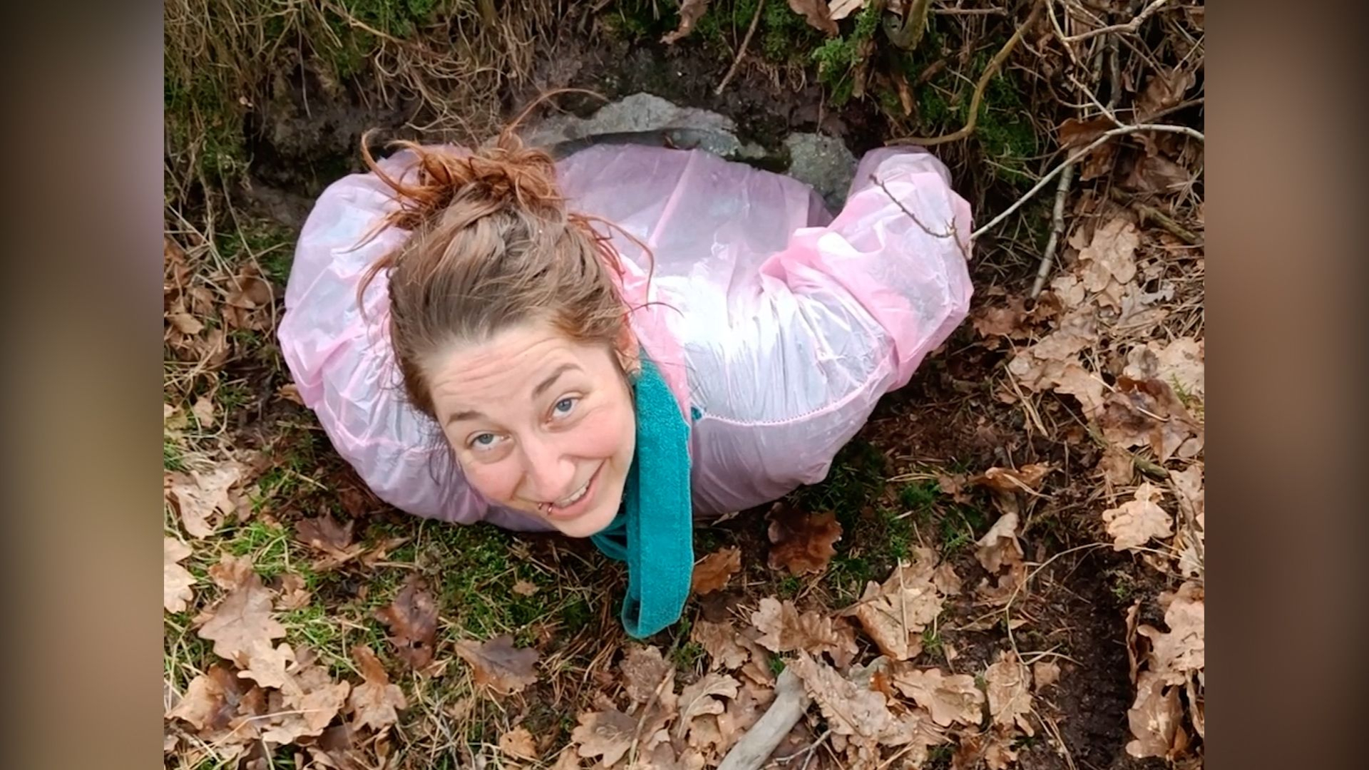 Vleermuisteller zit vast in rioolpijp