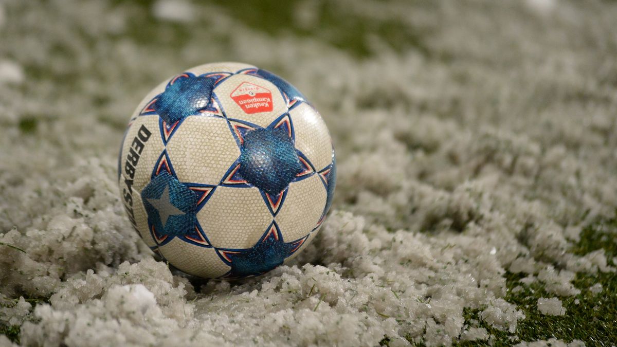 Veld FC Emmen wordt vandaag gekeurd, wedstrijd Cambuur mogelijk opnieuw uitgesteld