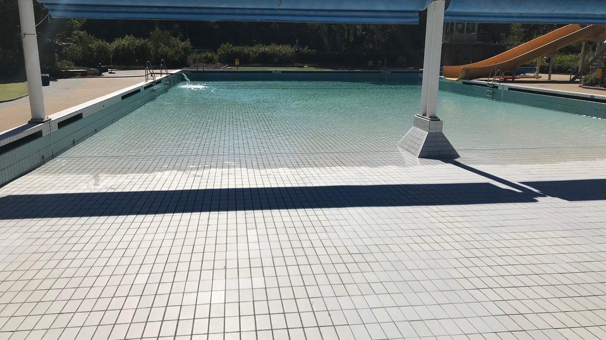 Bosbad Vledder loopt leeg