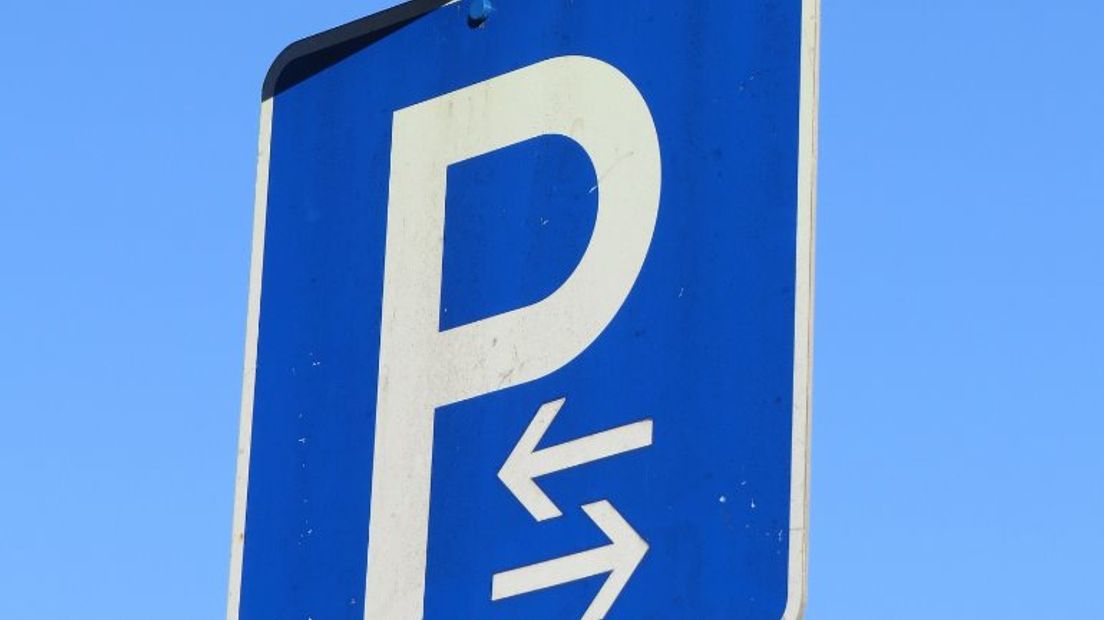 VVD Emmen wil meer duidelijkheid over de parkeerproblematiek bij Parkeerterrein Zuid bij Wildlands (Rechten: Pixabay.com)