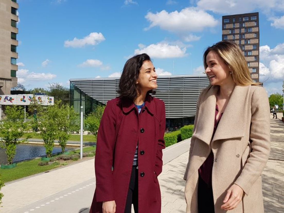 Beide studenten blijven na hun studie wonen en werken in Rotterdam