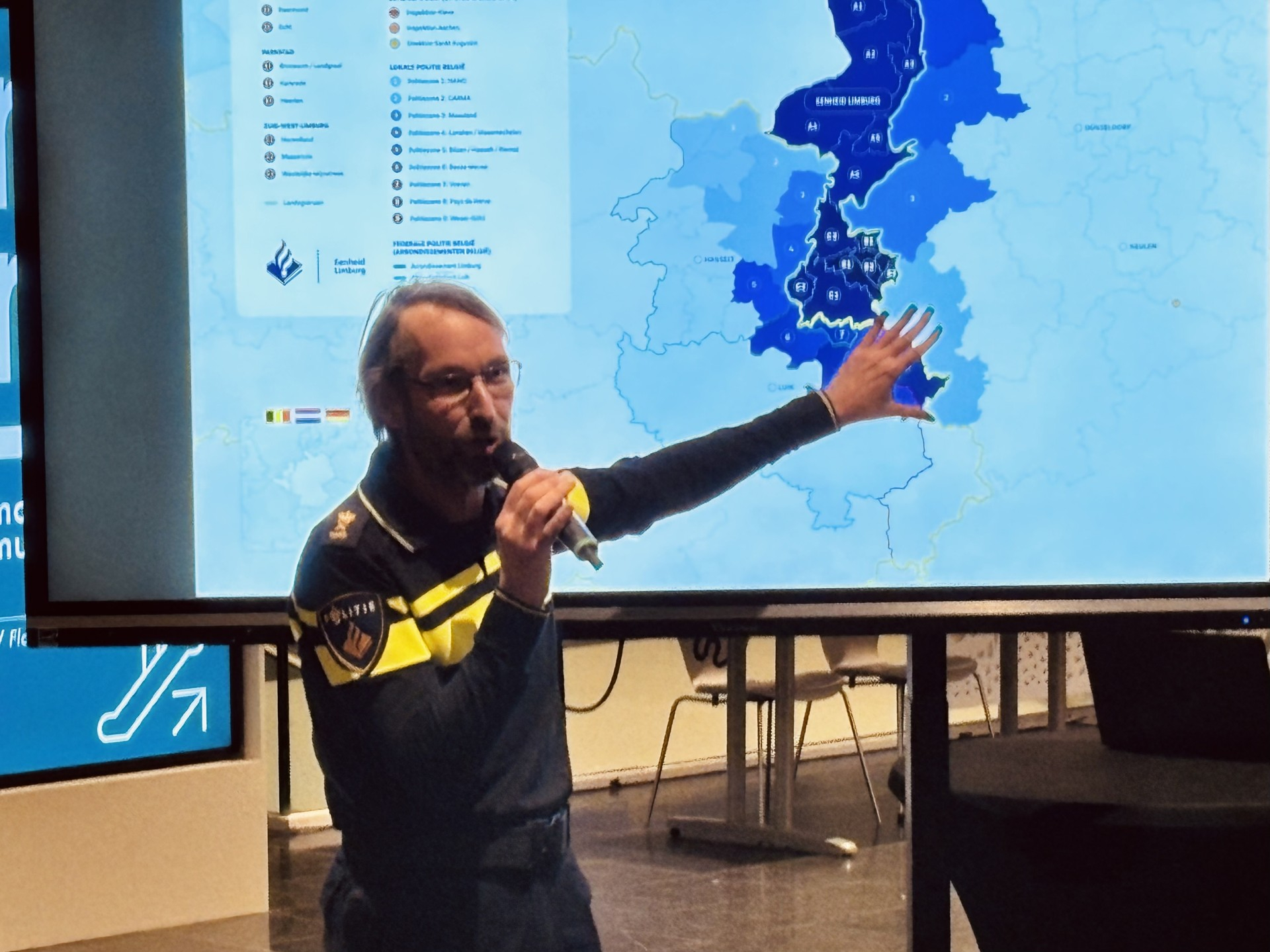 Politiechef Limburg Jan van Loosbroek