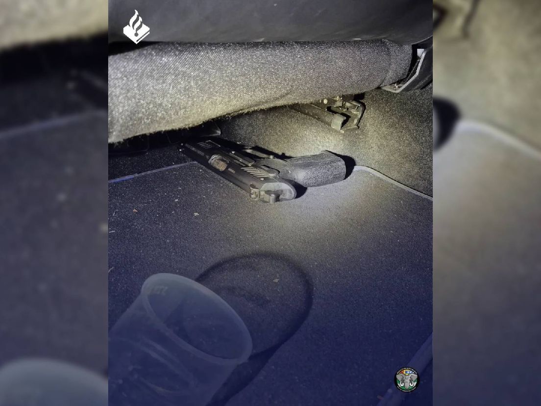 Het vuurwapen dat in de auto is gevonden