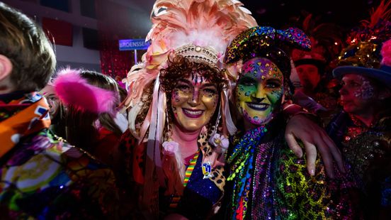 Kijk terug naar de eerste 20 liedjes in de halve finale van het LVK 2026 Nieuws