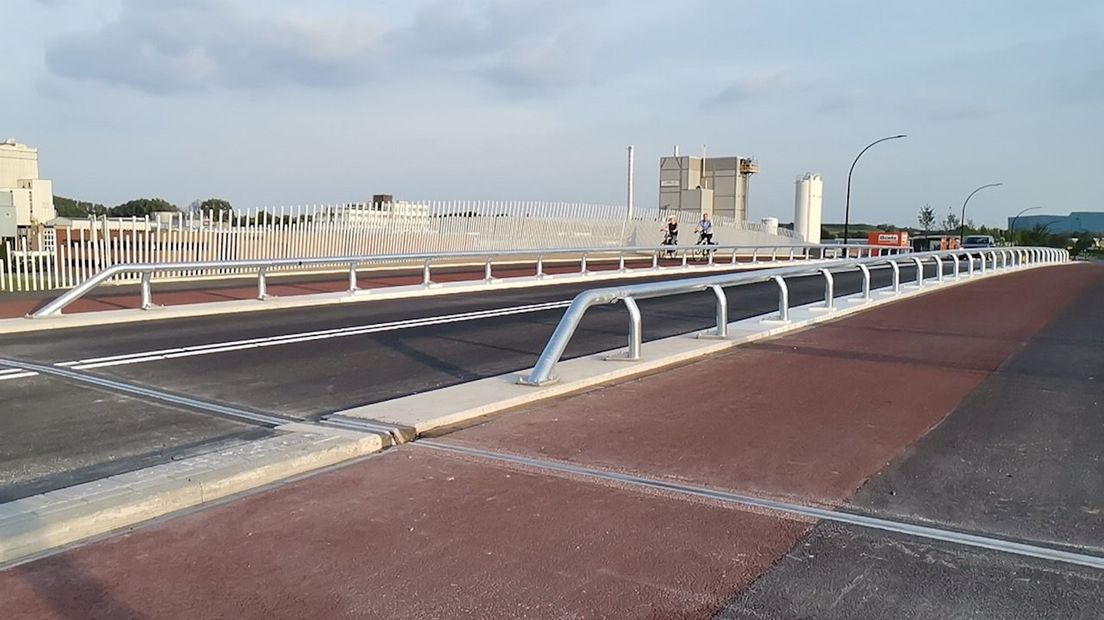 Nieuwe Boekelosebrug Hengelo geopend