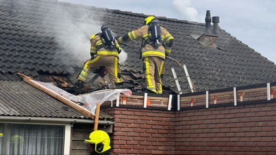 Brand in woonhuis • file na ongeluk. Brand in woonhuis • file na ongeluk.
