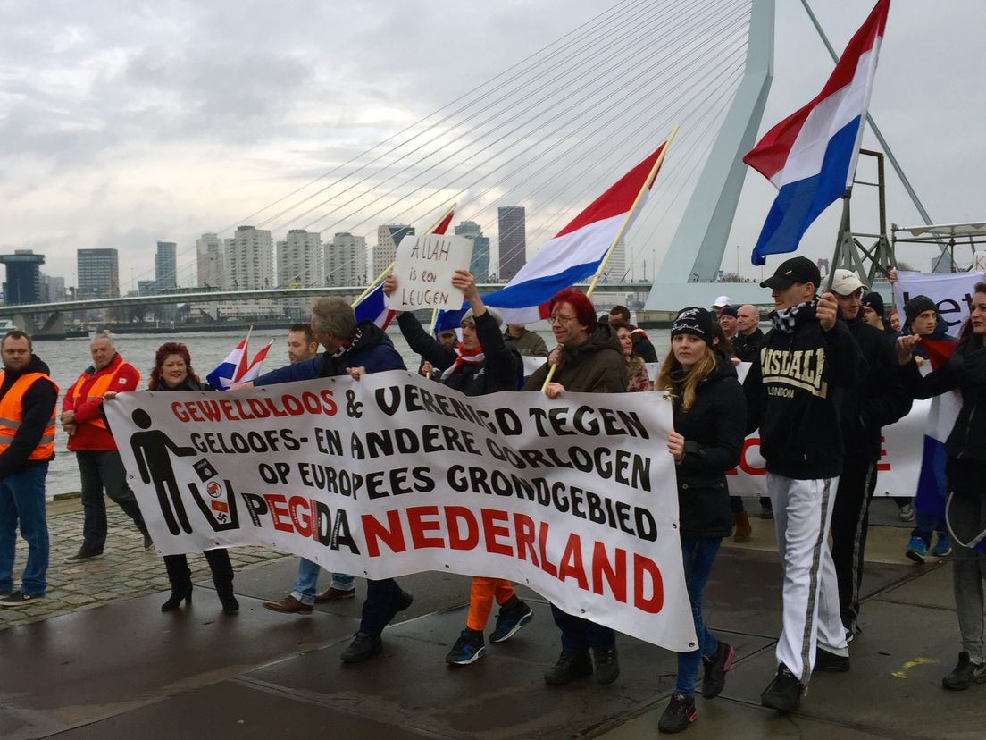 Pegida bij een eerdere demonstratie in Rotterdam