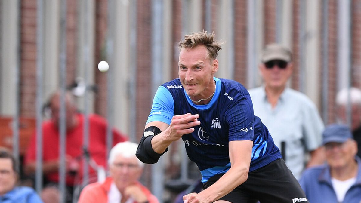 Henk de Jong wil Kian Visser bij Cambuur houden | Fryslân verliest tweekamp van Holland