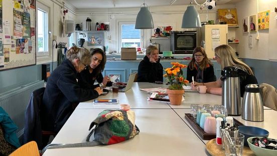 Bewoners zitten vol vragen na windhoos: 'Ik heb een gat in het dak' Home