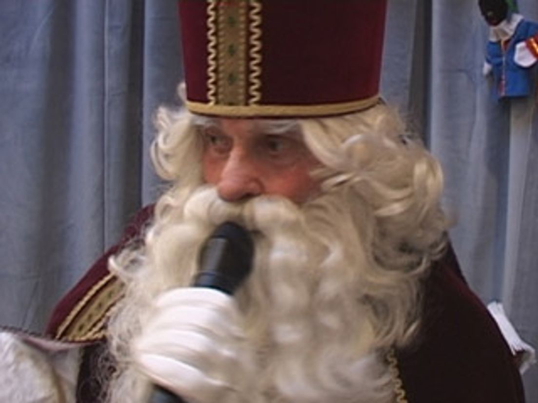 De SINT in Live Uit Lloyd