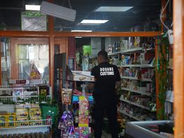 Illegale tabak in beslag genomen bij supermarkt in Meppel