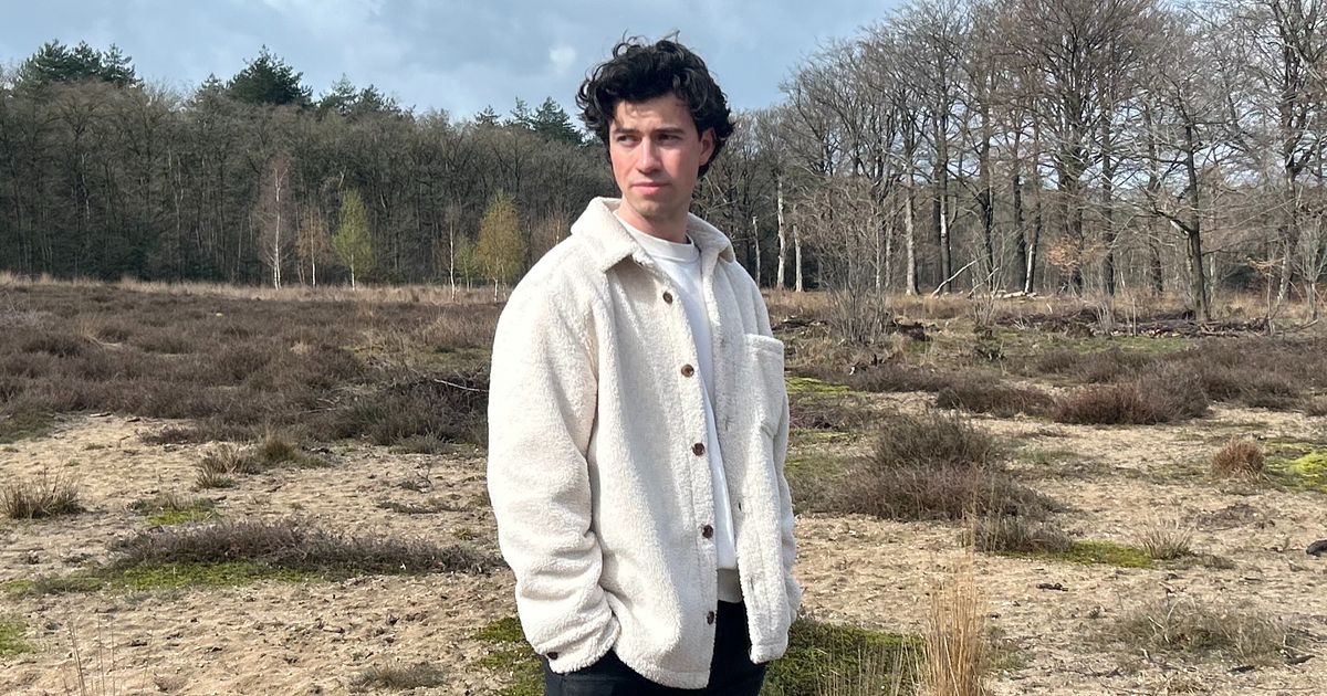 Dutch Designer Snijder: From Childhood Creativity to Graphic Design