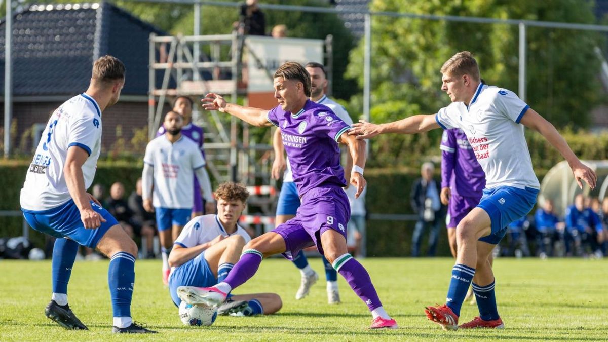 Scorebord VV Omlandia kan doelpuntendrift FC Groningen niet bijhouden