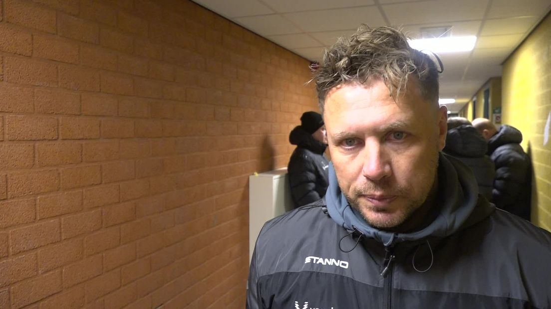 Van Dam na Emmen-Staphorst: 'We hebben het weer over voetbal'
