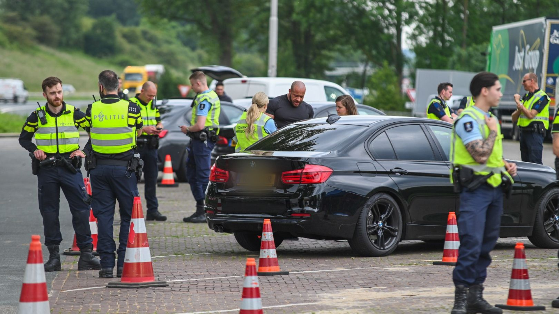 Grote Politiecontrole • Ongeluk Op Snelweg - Omroep Gelderland