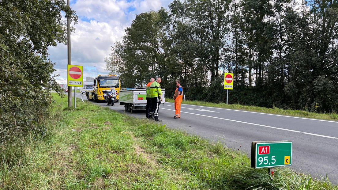 Een aanhangwagen schoot vandaag los op de A1 bij Deventer