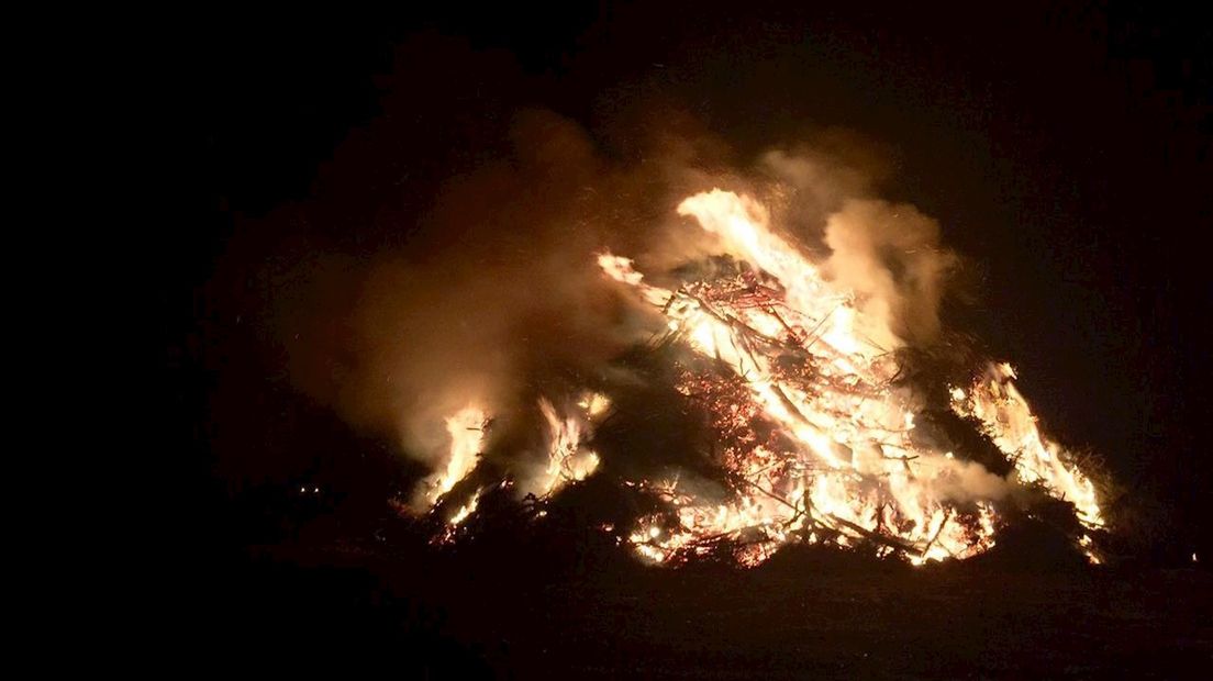 Kleine paasvuren in Raalte mogen alsnog aan