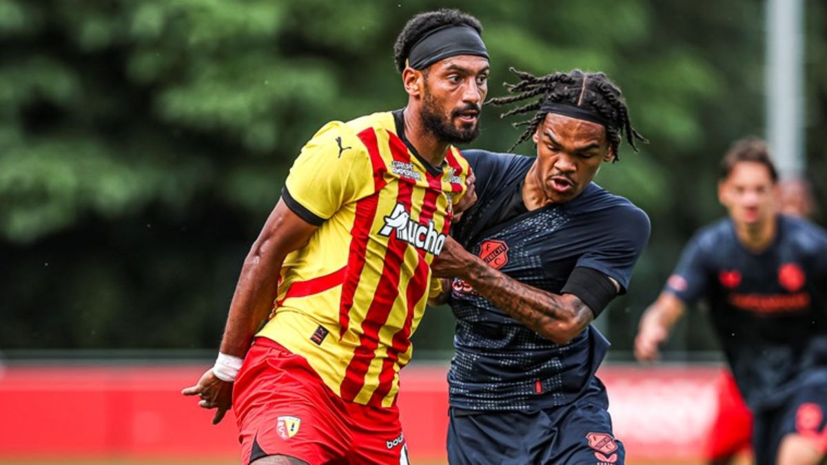 Alonzo Engwanda, stofzuiger bij FC Utrecht: 'Bang voor mijn positie ben ik nooit'