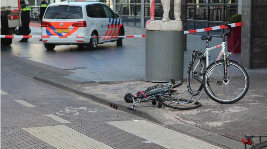 Aanrijding fietser Spui Den Haag