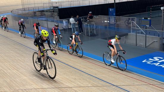 De eerste keer op een baanfiets: 'Benen stilhouden mag niet, dan gebeuren er rare dingen' Nieuws