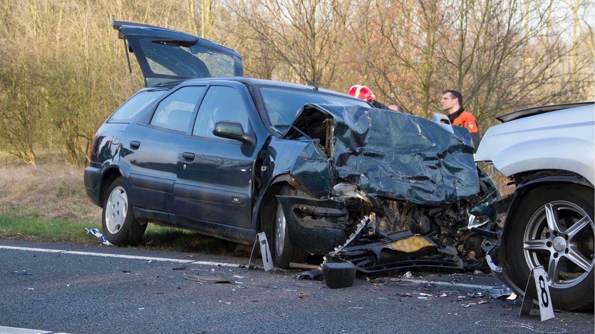 Werkstraf voor bestuurder Volkswagen Golf na dodelijk ongeval N36 bij Aadorp