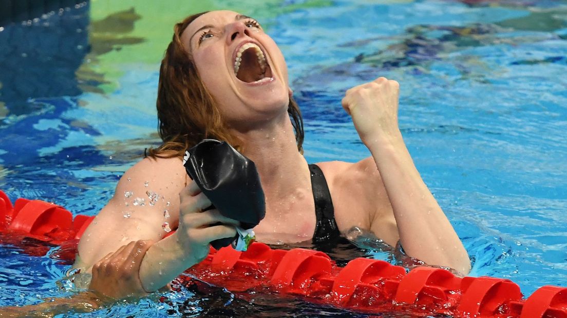 Femke Heemskerk schreeuwt het uit na haar gouden medaille in Budapest