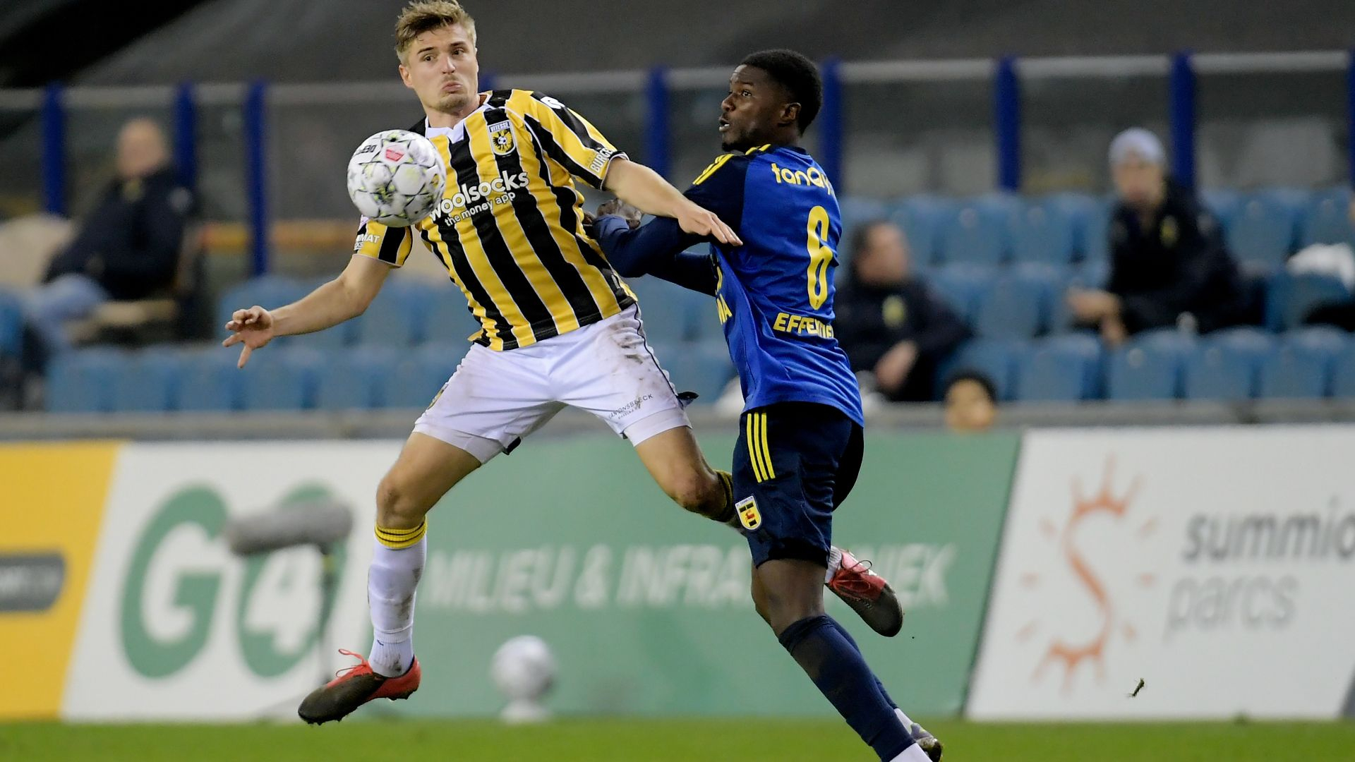 Kuitbeenbreuk Marcus Steffen • De Graafschap legt Kwint vast