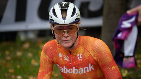 Geerike Schreurs breekt nek- en rugwervel bij WK Gravel Home