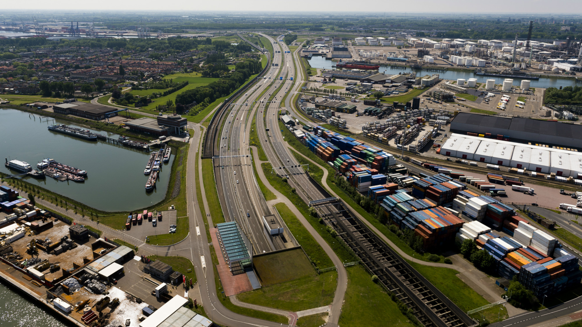 Er zijn deze week onderhoudswerkzaamheden aan de Beneluxtunnel.
