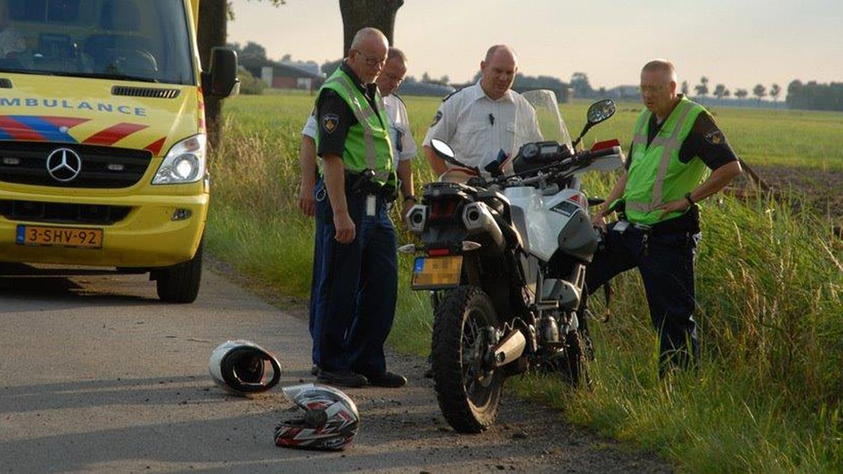 Motorrijders gewond bij ongeluk Enumatil