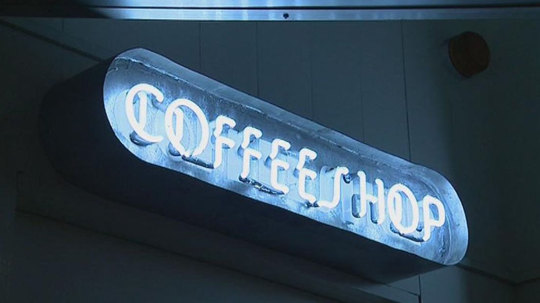 Neonreclame voor coffeeshop