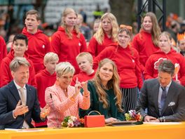 In Beeld: het dak eraf in Emmen en koninklijke familie bloedfanatiek bij pubquiz
