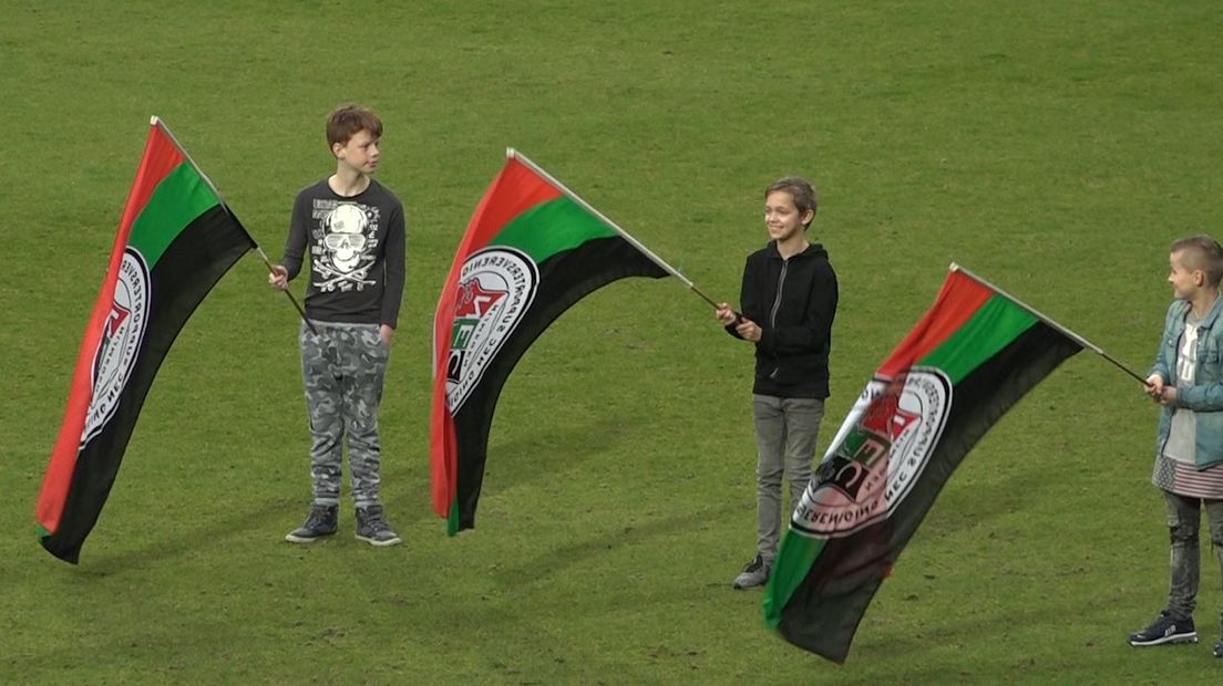 NEC speelde ondermaats thuis tegen FC Eindhoven en verloor met 1-0. Al speelde scheidsrechter Ruperti daarbij een dubieuze rol.