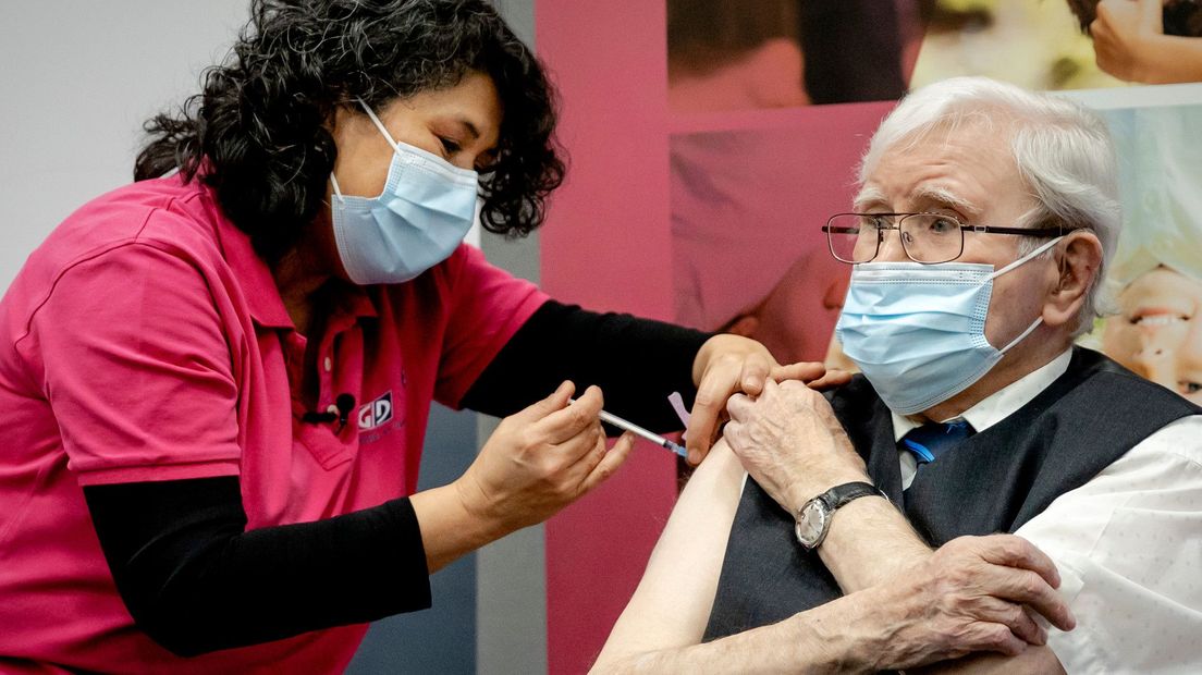 Vaccinatie bij GGD-locatie