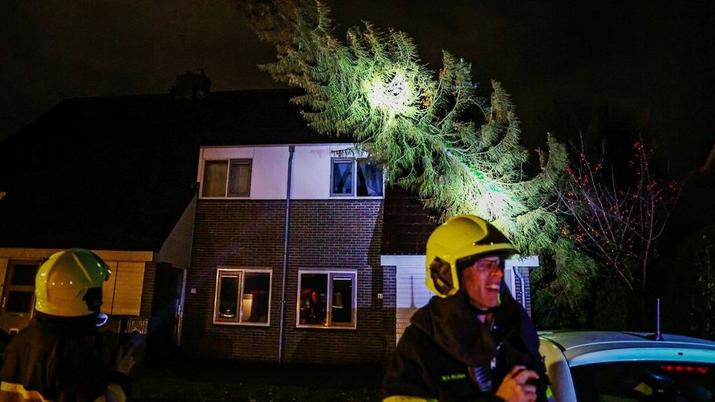 Storm Conall liet ook in Joure z'n sporen na