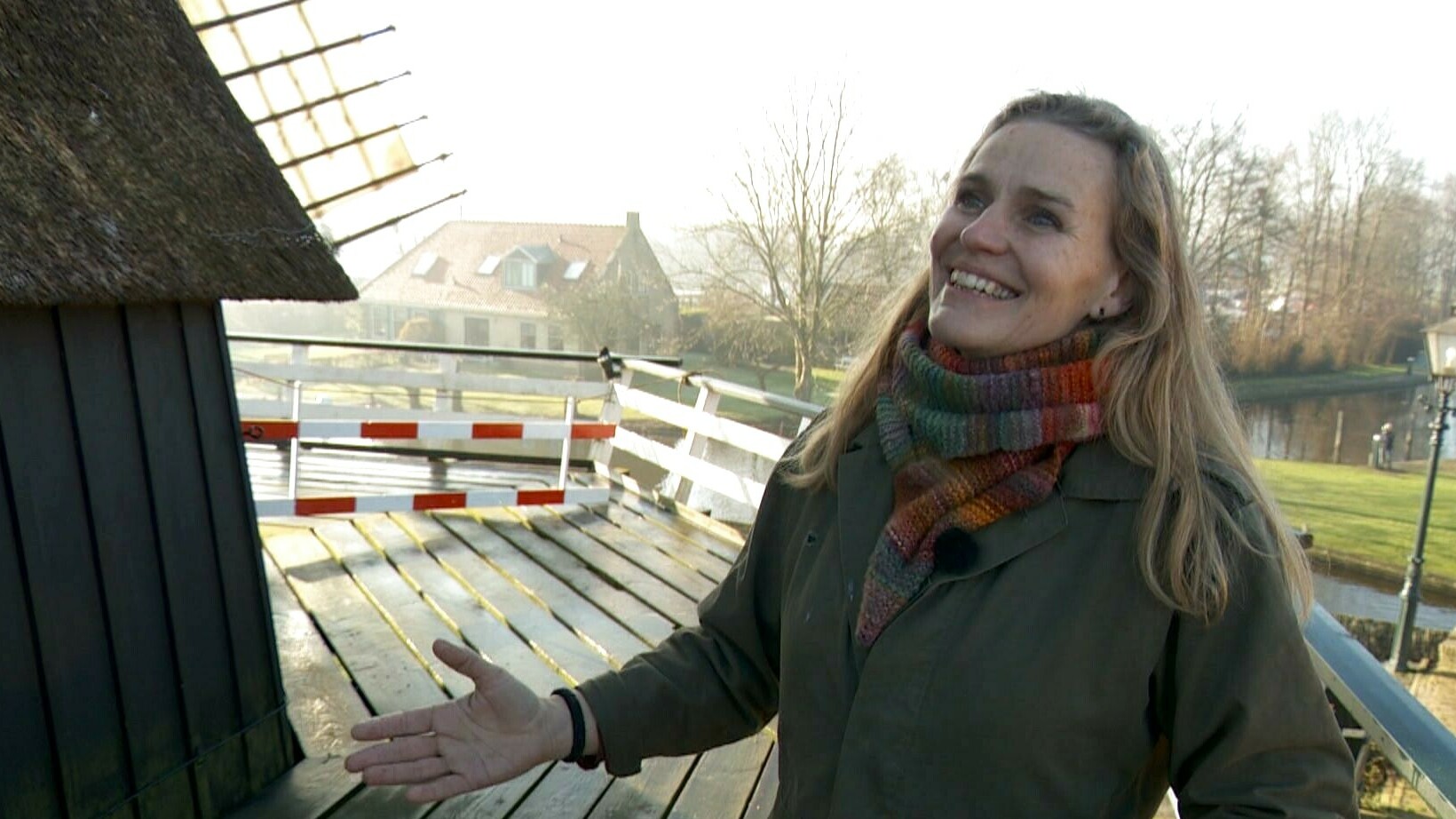 Mûnder Tanja Kombrink op de mûne fan Sleat