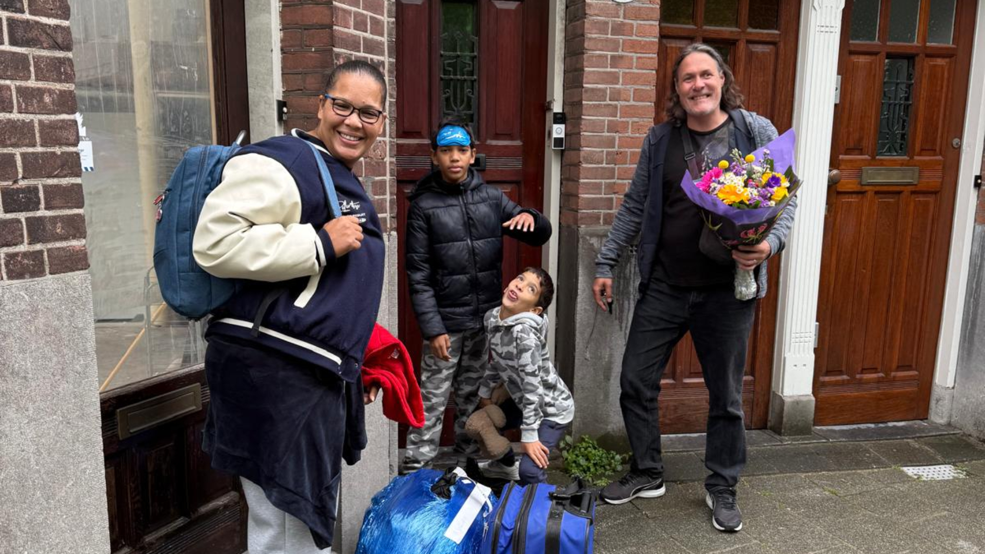 Michael trekt samen met zijn gezin in hun nieuwe woning