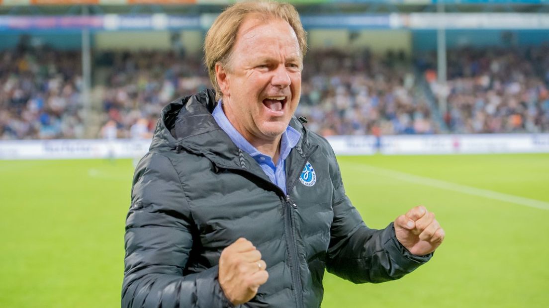 De Graafschap verloor als koploper op de valreep twee dure punten bij NEC. Trainer Mike Snoei was realistisch maar ook hevig teleurgesteld: 'Je moet één van die kansen na rust afmaken.'