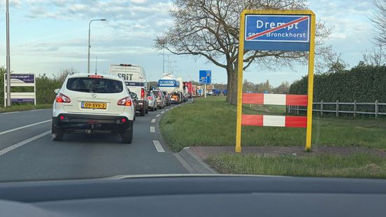 File op N317 loopt op door werkzaamheden IJsselbrug • volg dag 2 hier