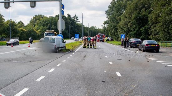 112 nieuws: traumaheli rukt uit voor ongeval N35 | Huis Almelo onbewoonbaar.