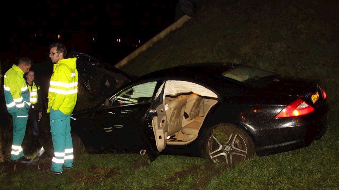 Auto zwaar beschadigd