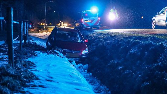 112-nieuws dinsdag 13 januari: Automobilist in de sloot in Westerlee • Botsingen op A7 en A28. 112-nieuws dinsdag 13 januari: Automobilist in de sloot in Westerlee • Botsingen op A7 en A28.