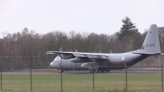 Deze Hercules C130 vloog vandaag laag over Twente