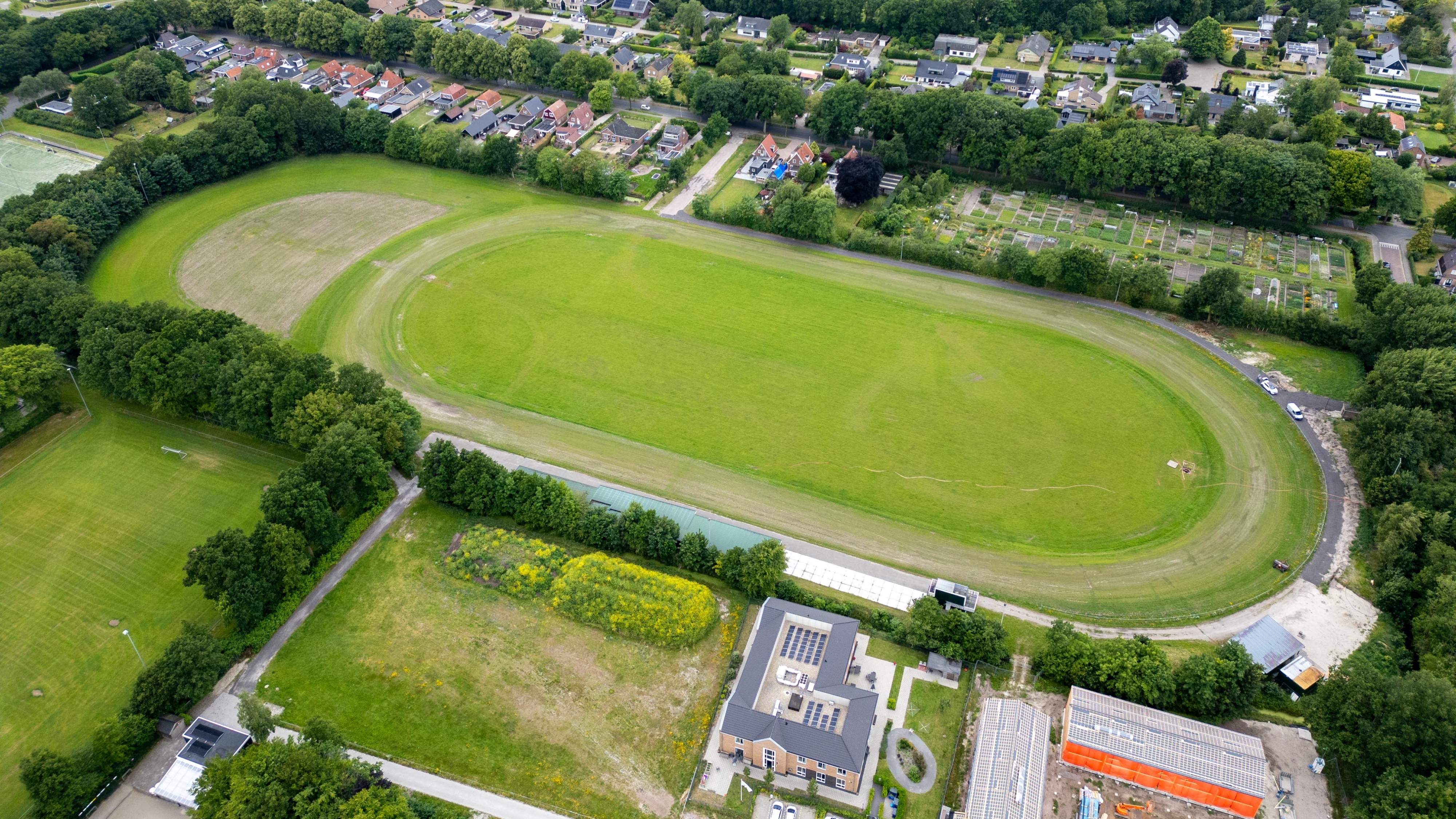 De Nutsbaan vanuit de lucht